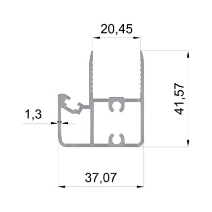 Konmetsan Alüminyum üretimi giyotin alüminyum profil, Dağ Group Alüminyum güvencesiyle sunulmaktadır. 37.07x41.57 ölçüsü ve 1.3mm kalınlığı ile dengeli kesit yapısına sahip olup giyotin sistemlerde destekleyici ve tamamlayıcı kullanım sağlar.